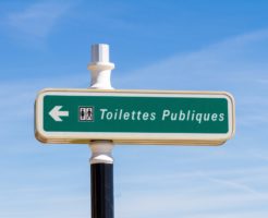 花の都はトイレに困る？おさえておこうフランスのトイレ事情