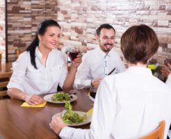 スペイン語&カタルーニャ語でのレストラン会話
